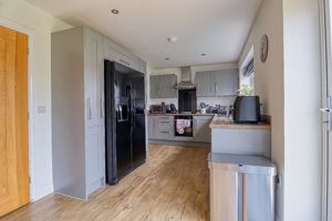 Kitchen/Diner- click for photo gallery